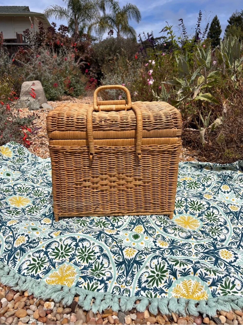 Vintage Wicker Picnic Basket with Locking Handles